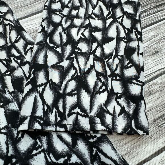 Lily White Women's Lightweight Open Cardigan Abstract White Black XL Extra Large - Picture 6 of 13